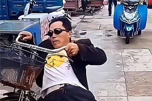 因为电商平台离谱规定 我公司放假还被罚了100块