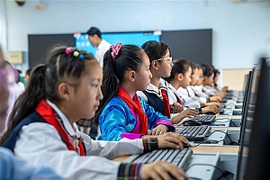 龙芯3A6000扛大旗!西藏小学首次迎来全国产信创基地