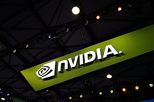 NVIDIA股价过山车!市值一天暴增2.4万亿:狂刷纪录