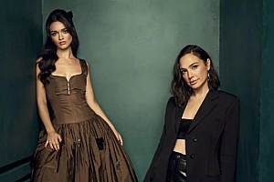 《白雪公主》双主演写真:拉丁公主与美丽后妈亮相