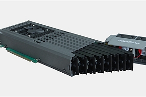 1.4万元的RAID卡让16块SSD合体:128TB狂飙28GB/s